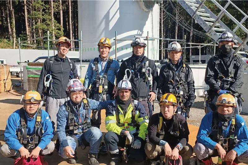 External-View-Of-The-Enterprise4sxq