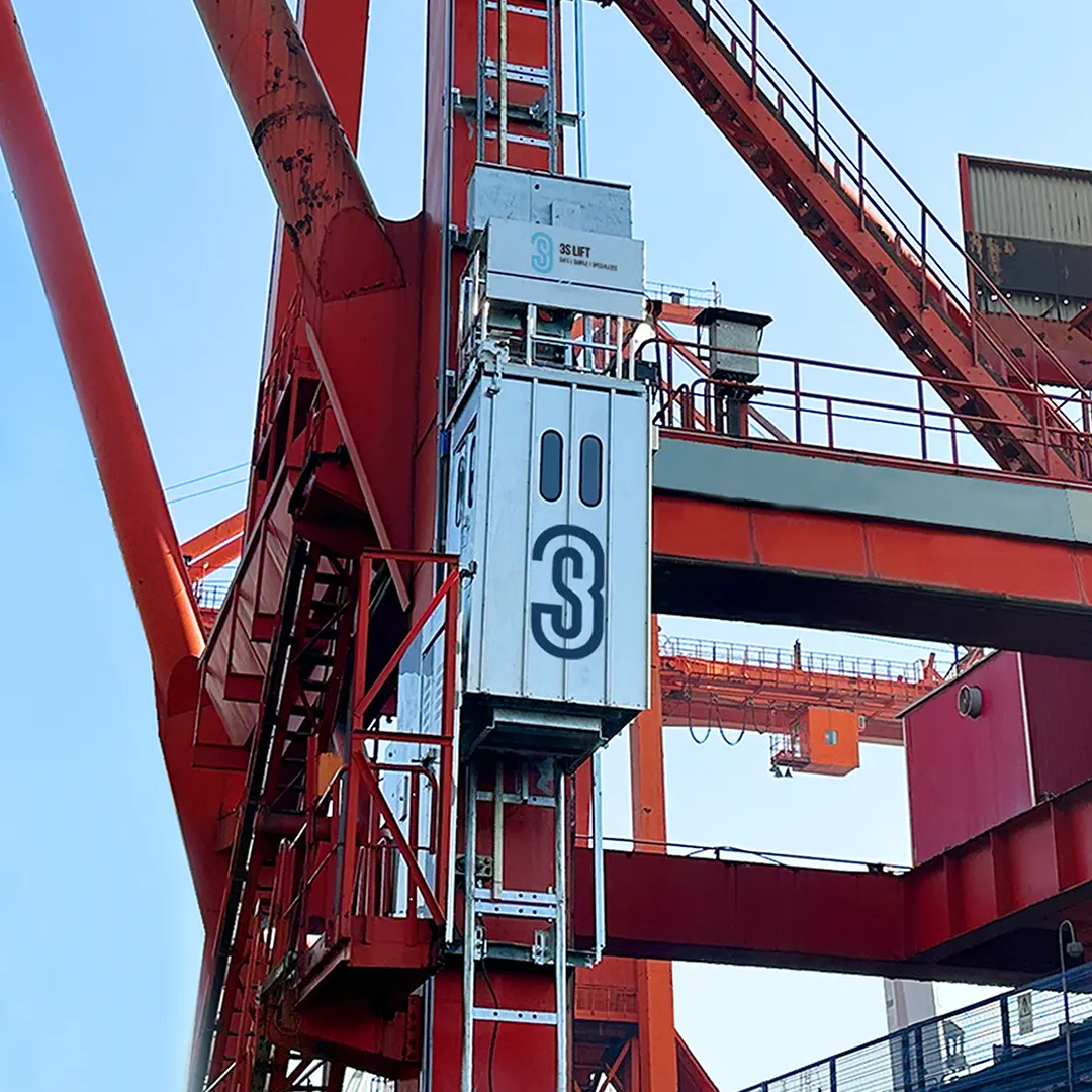 PORTS & SHIPYARDS-08