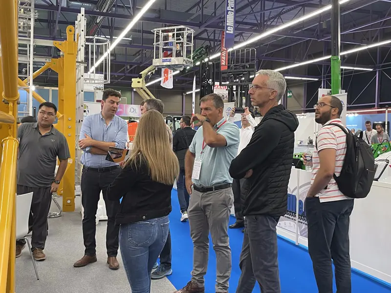 France-GDL-Exhibition1jxd