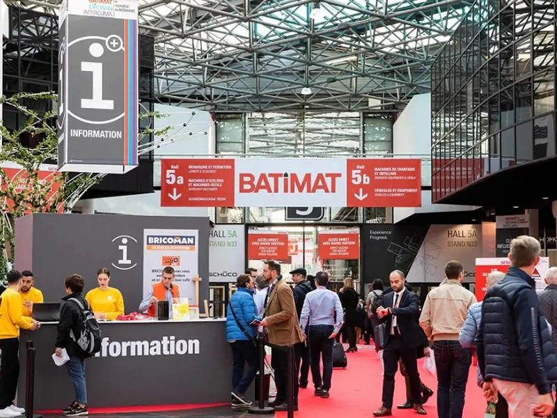 3S LIFT Ladder Hoist made its debut at the Building Materials Exhibition