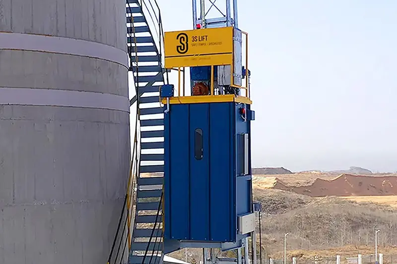 In power plants, industrial elevators are the key to efficient material and personnel transportation